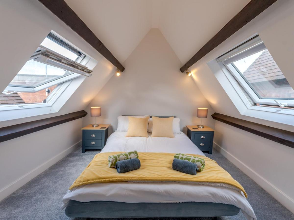 Pass The Keys Dahlia Contemporary Town Centre Apartment Shrewsbury Dış mekan fotoğraf