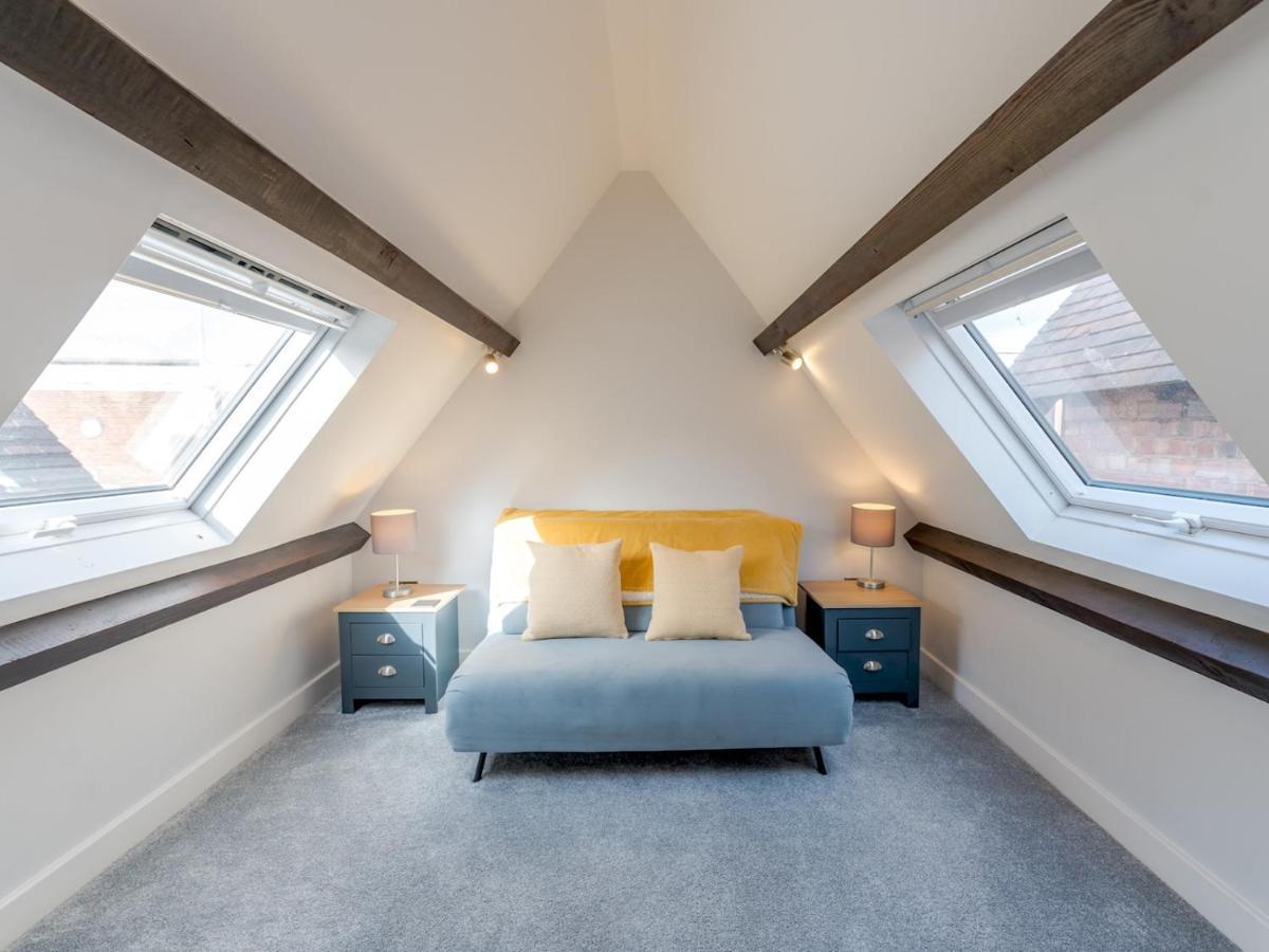 Pass The Keys Dahlia Contemporary Town Centre Apartment Shrewsbury Dış mekan fotoğraf