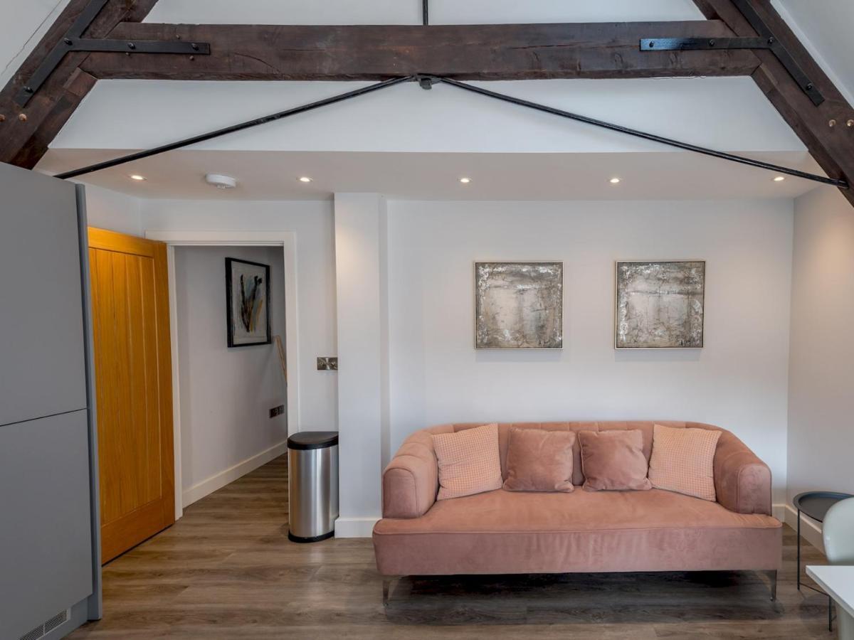 Pass The Keys Dahlia Contemporary Town Centre Apartment Shrewsbury Dış mekan fotoğraf